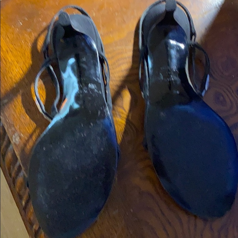 Stuart Weitzman - Picture 2 of 5